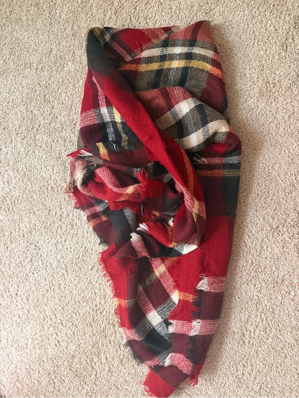 Plaid Fringe Scarves - Red & Black / Gray & Black
